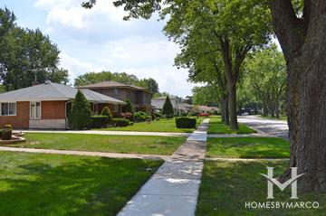 Country Club Highlands subdivision in Elmhurst, IL