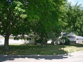 Coventry subdivision in Crystal Lake, IL