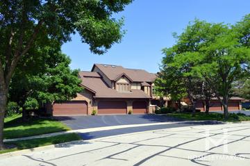 Mistwood subdivision in Downers Grove, IL