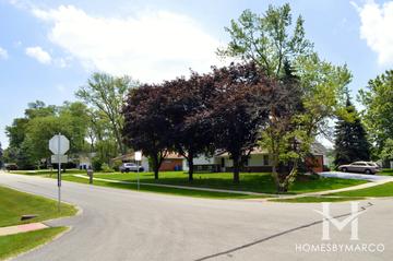 Burlington Highlands subdivision in Downers Grove, IL