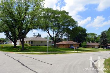 Burlington Highlands subdivision in Downers Grove, IL