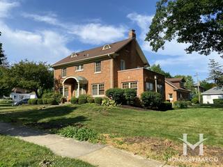 Riverside Park subdivision in Elgin, IL