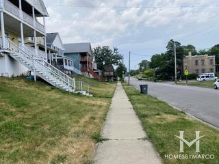 Grand Manor subdivision in Elgin, IL