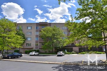 Morton House building in Morton Grove, IL