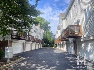 Prescott Woods subdivision in Naperville, IL