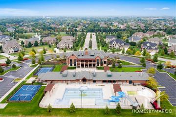 Ashwood Park subdivision in Naperville, IL