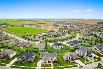 Ashwood Park subdivision in Naperville, IL