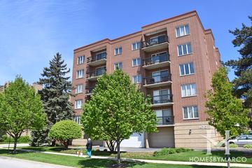 Jefferson Walk building in Des Plaines, IL