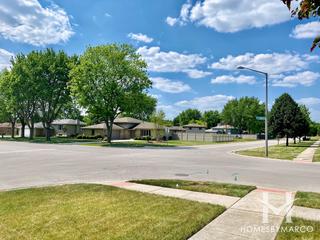 Aero Haven subdivision in New Lenox, IL