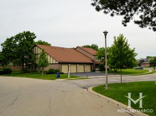 Butterfield Manor subdivision in Glen Ellyn, IL