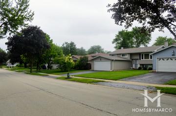 Glen Ellyn Manor subdivision in Glen Ellyn, IL