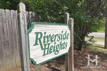 Photos of Riverside Heights subdivision in Gurnee, IL