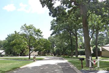 Photos of Gurnee Highlands subdivision in Gurnee, IL