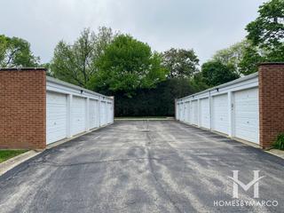 Chanticleer subdivision in Hinsdale, IL