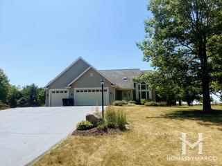 Windy Prairie Acres subdivision in McHenry, IL