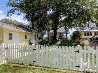 Pistakee Highlands subdivision in McHenry, IL