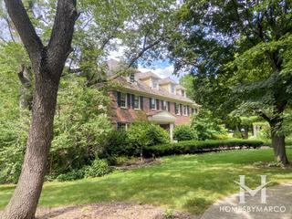 Woods of Bailey Hobson subdivision in Naperville, IL