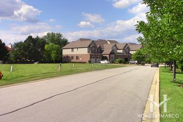 Chestnut River Point subdivision in Naperville, IL