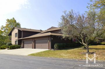 Ville Du Parc subdivision in Northbrook, IL