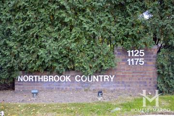 Photos of Northbrook Country building in Northbrook, IL