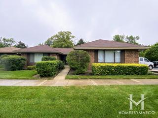 Villas West subdivision in Northbrook, IL
