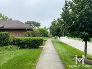Villas West subdivision in Northbrook, IL