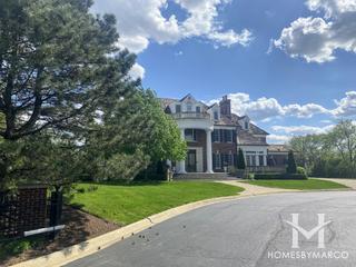 Kanan Court subdivision in Oak Brook, IL