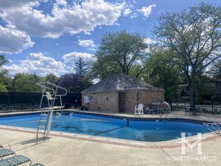 Chateau Loire subdivision in Oak Brook, IL