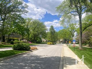 Chateau Loire subdivision in Oak Brook, IL