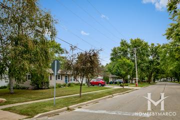 Fairview Plaza subdivision in St. Charles, IL