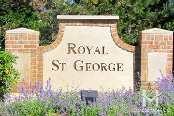 Photos of Royal St George subdivision in Vernon Hills, IL