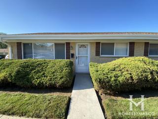 Valley Stream subdivision in Wheeling, IL