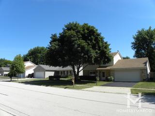Windsor Place subdivision in Streamwood, IL
