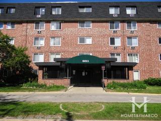 Shannon Court building in Streamwood, IL