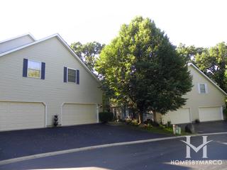 Laurel Oaks subdivision in Streamwood, IL