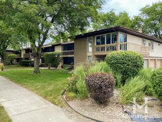 Orlan Brook subdivision in Orland Park, IL