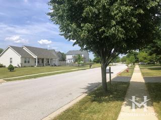 Highlands At Ogdenfalls subdivision in Oswego, IL