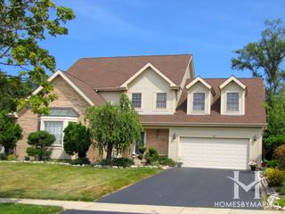 Crescentwood subdivision in Palatine, IL