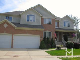 Crescentwood subdivision in Palatine, IL