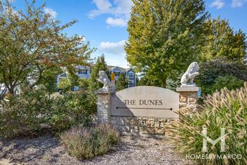 Cambridge Lakes subdivision in Pingree Grove, IL