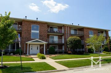 Eagles Nest subdivision in Tinley Park, IL