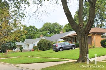 Lowell Manor subdivision in Wheaton, IL