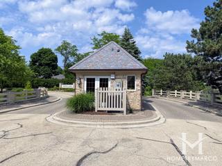 Tartan Lakes subdivision in Westmont, IL