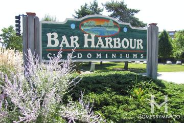 Bar Harbour building in Schaumburg, IL