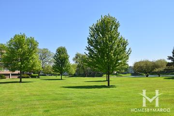 Bar Harbour building in Schaumburg, IL