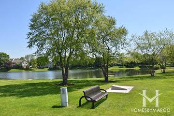 Bar Harbour building in Schaumburg, IL