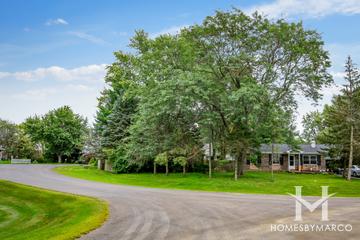 Photos of Campton Meadows subdivision in St. Charles, IL