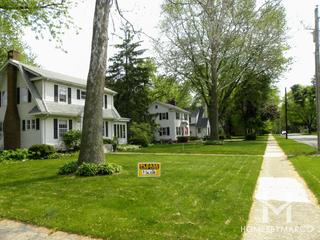 Mckees subdivision in Batavia, IL