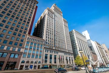 Metropolitan Tower building in the Loop neighborhood of Chicago, IL