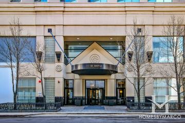 Gold Coast Galleria building in the River North neighborhood of Chicago, IL